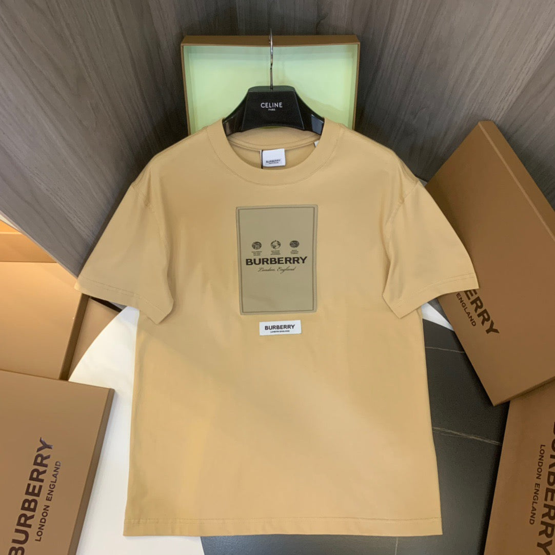 Khaki, Schwarz und Weiß T-Shirt