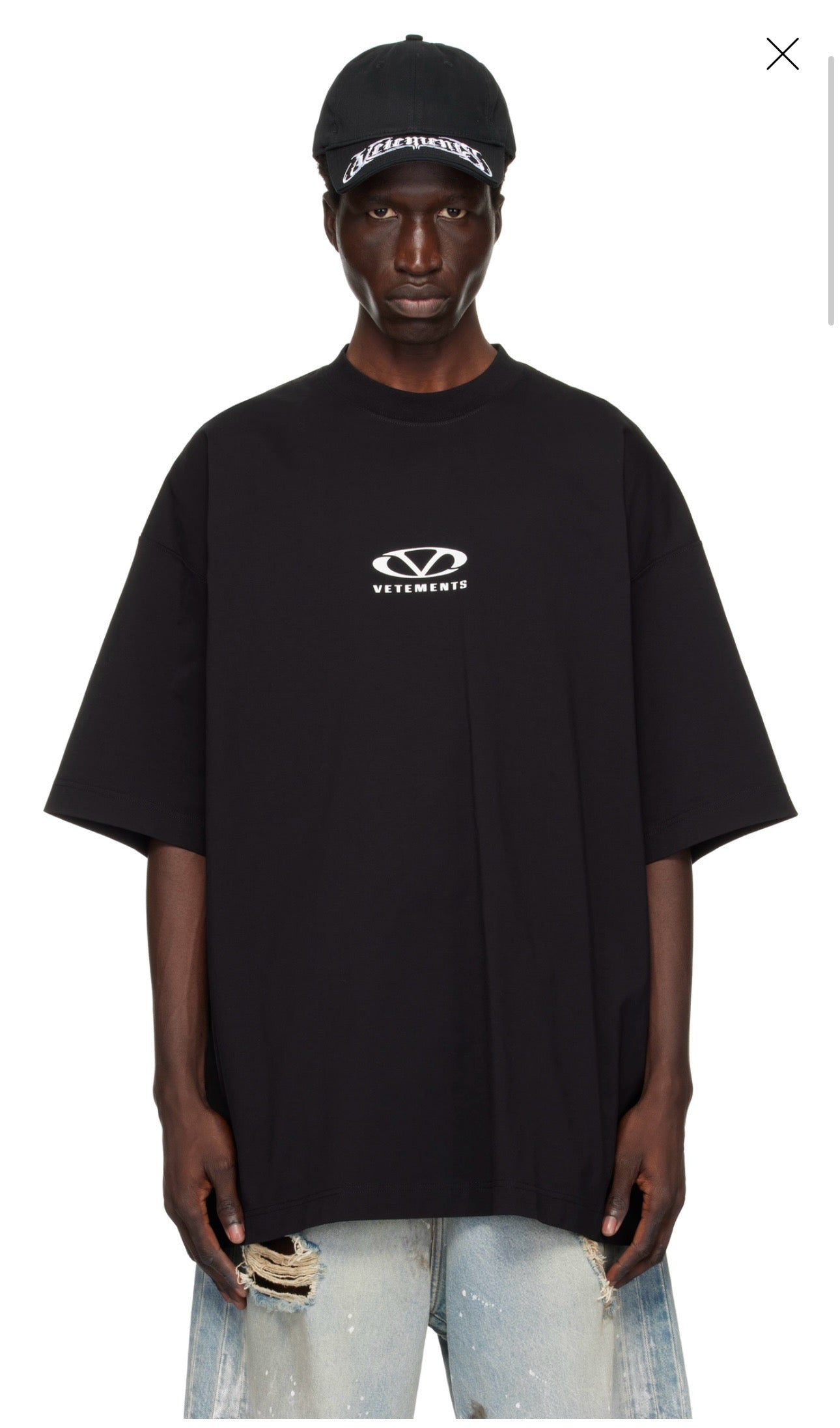 Schwarzes T-Shirt