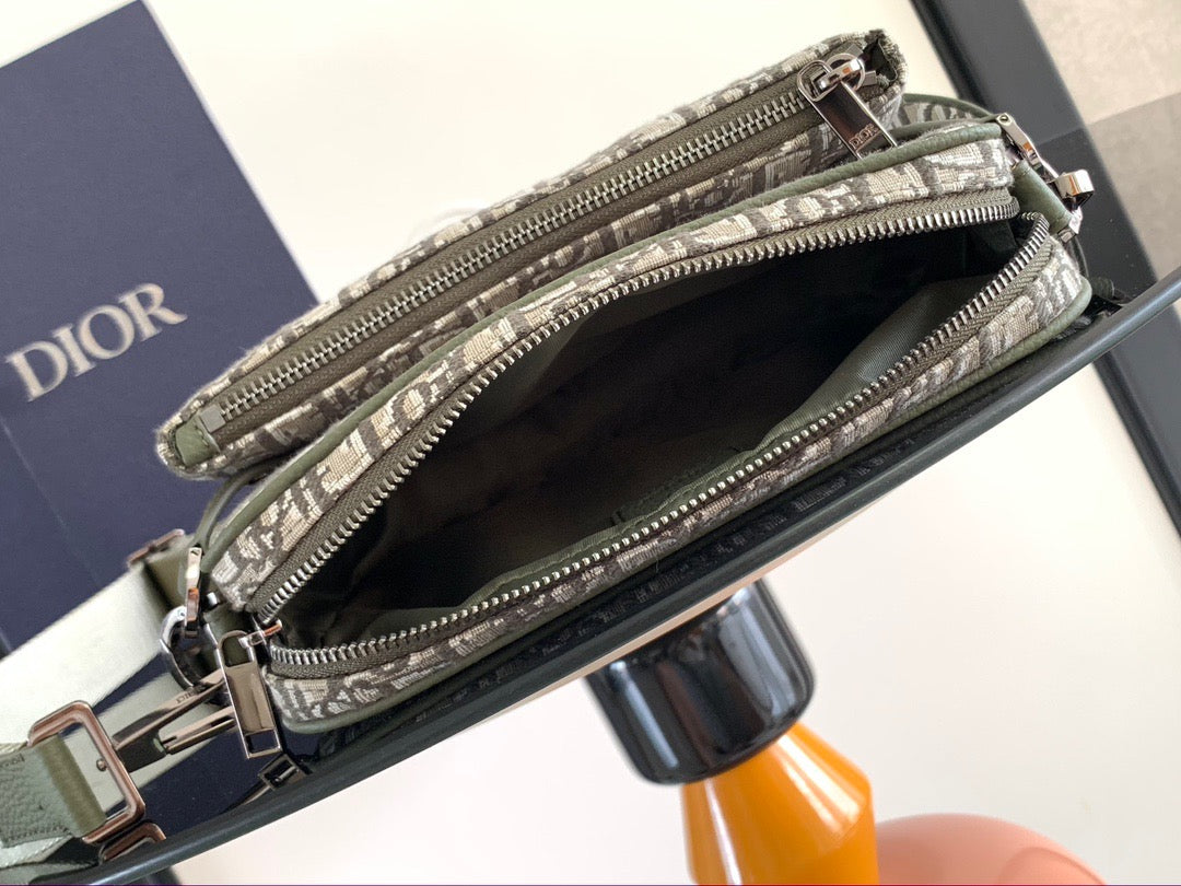 Khaki Tasche