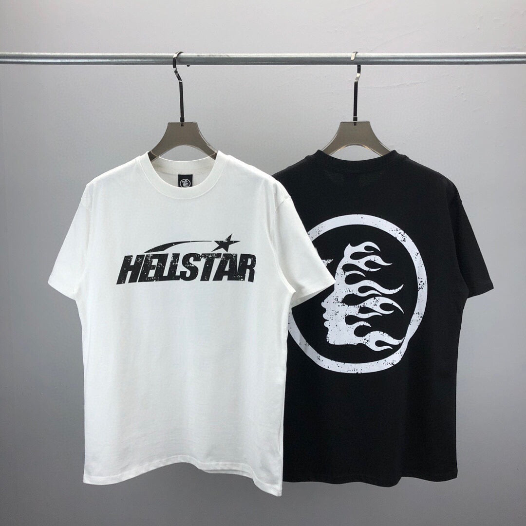 Schwarz-weißes T-Shirt