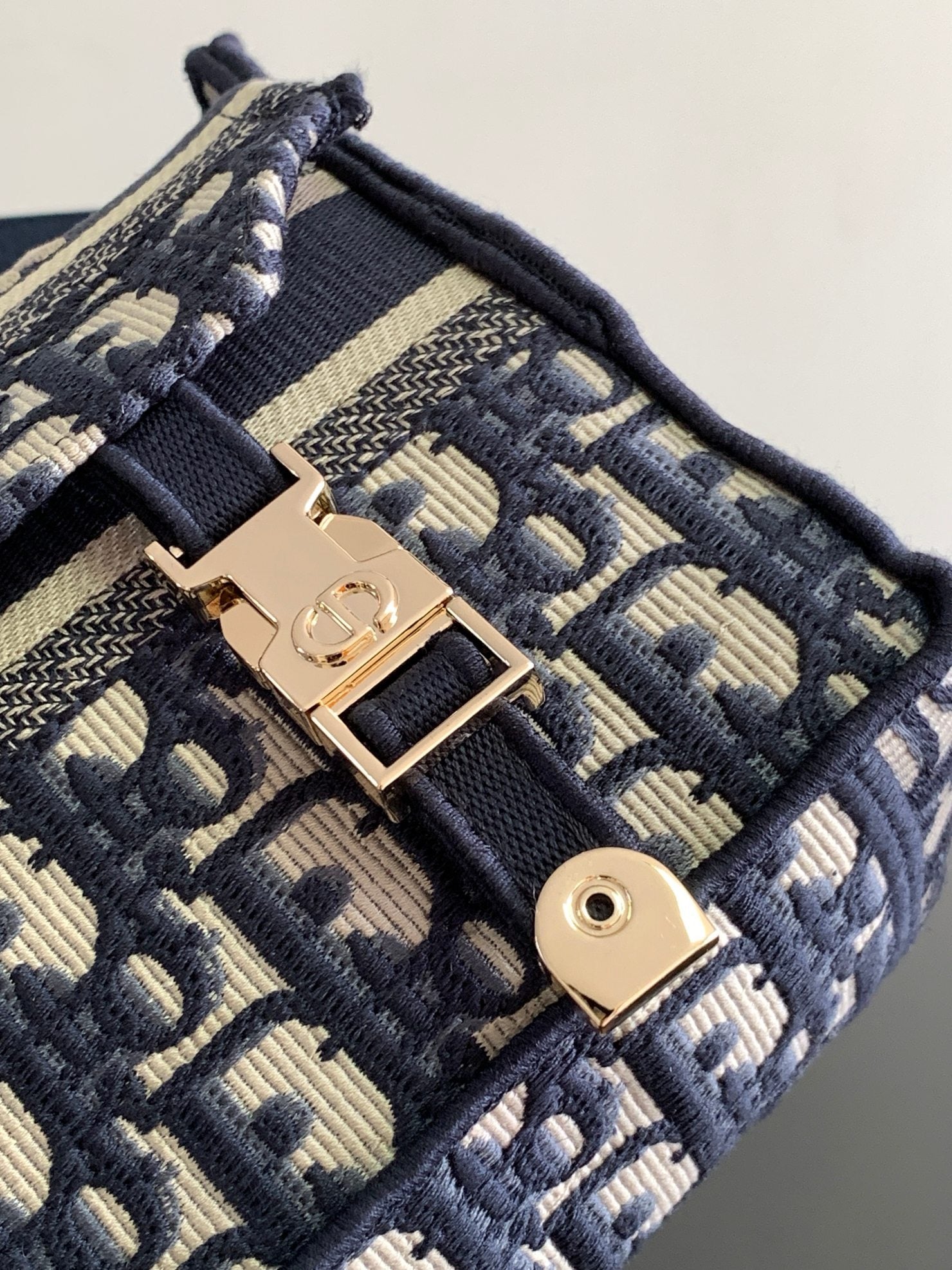 Apricot Bag - FashionHype.xyz