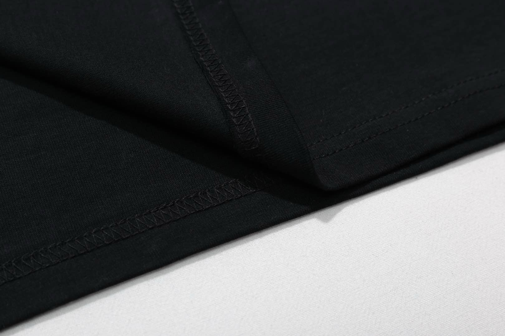 Schwarzes T-Shirt