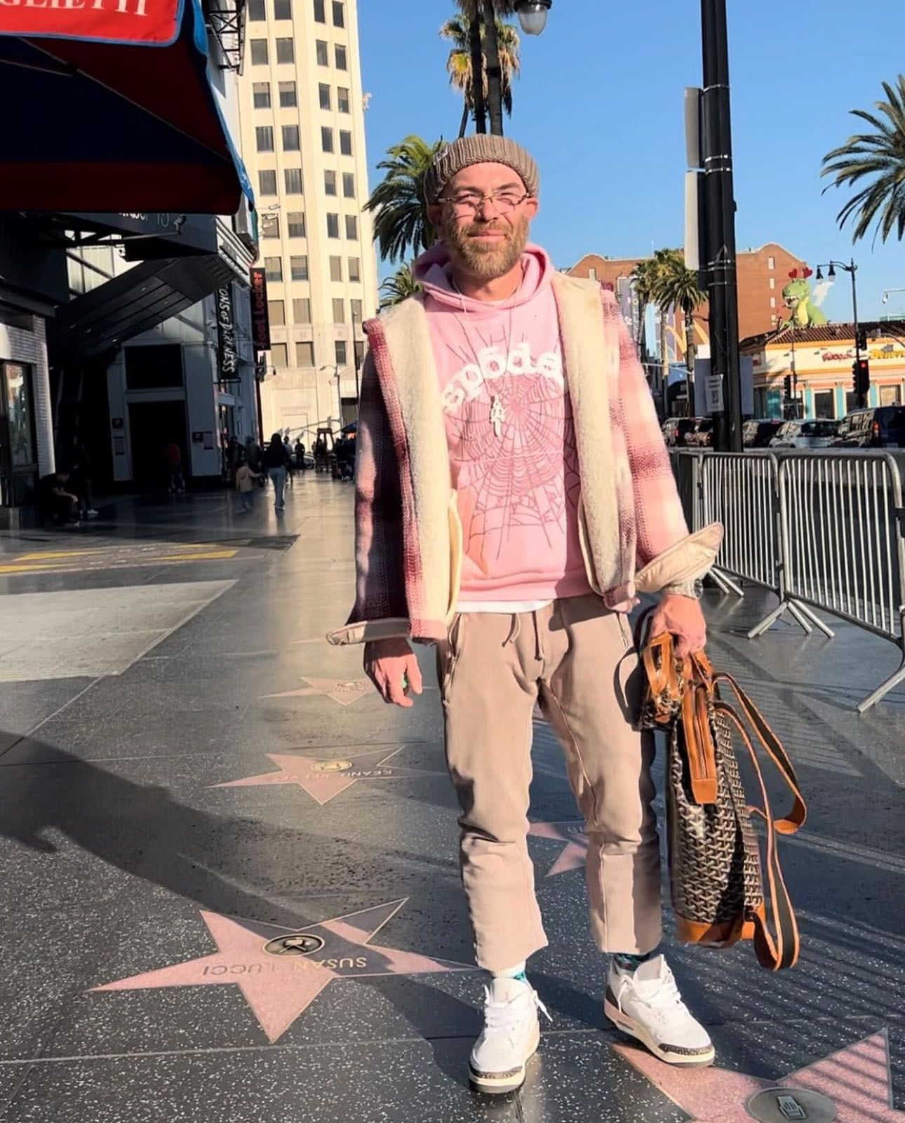 Sudadera con capucha rosa