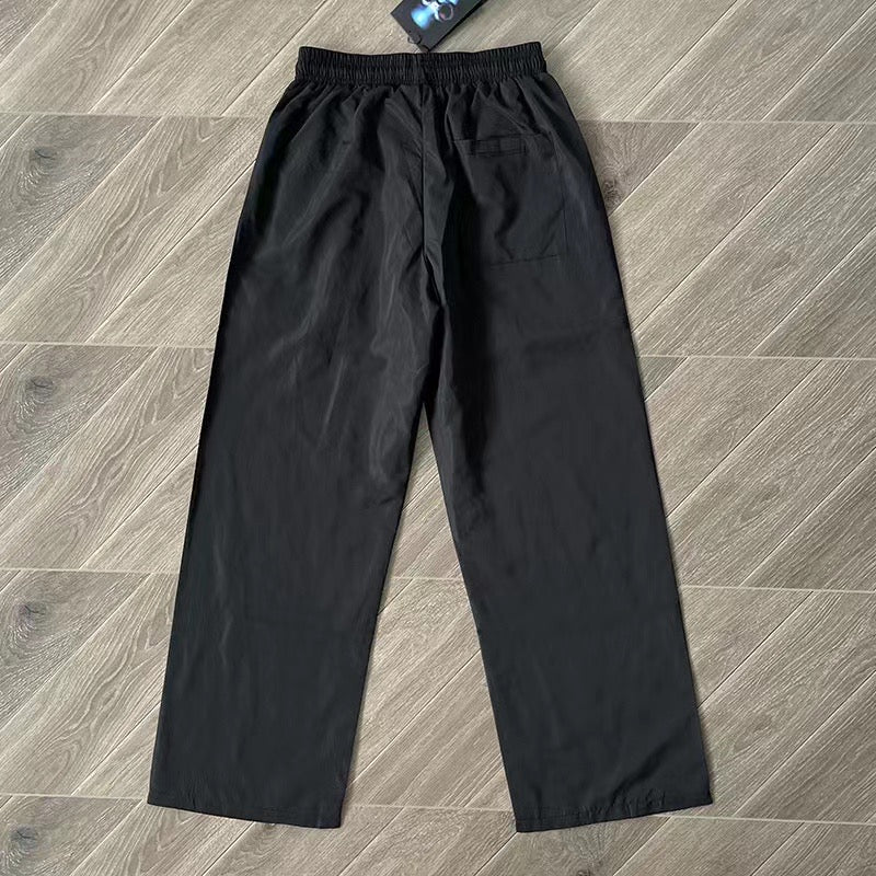 Schwarze Hosen