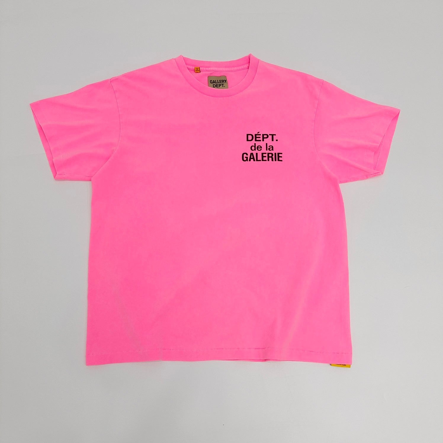 Gelbes, rosa und gelbes Organza-T-Shirt
