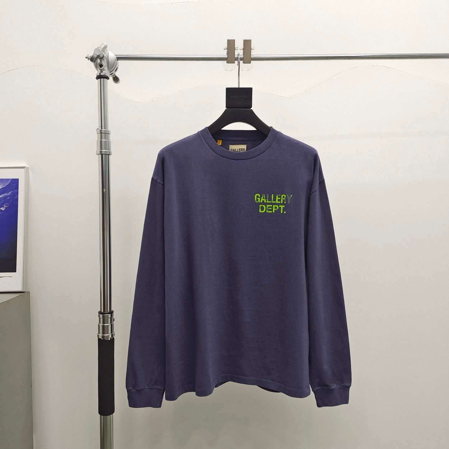 Blaues und himmelblaues Sweatshirt