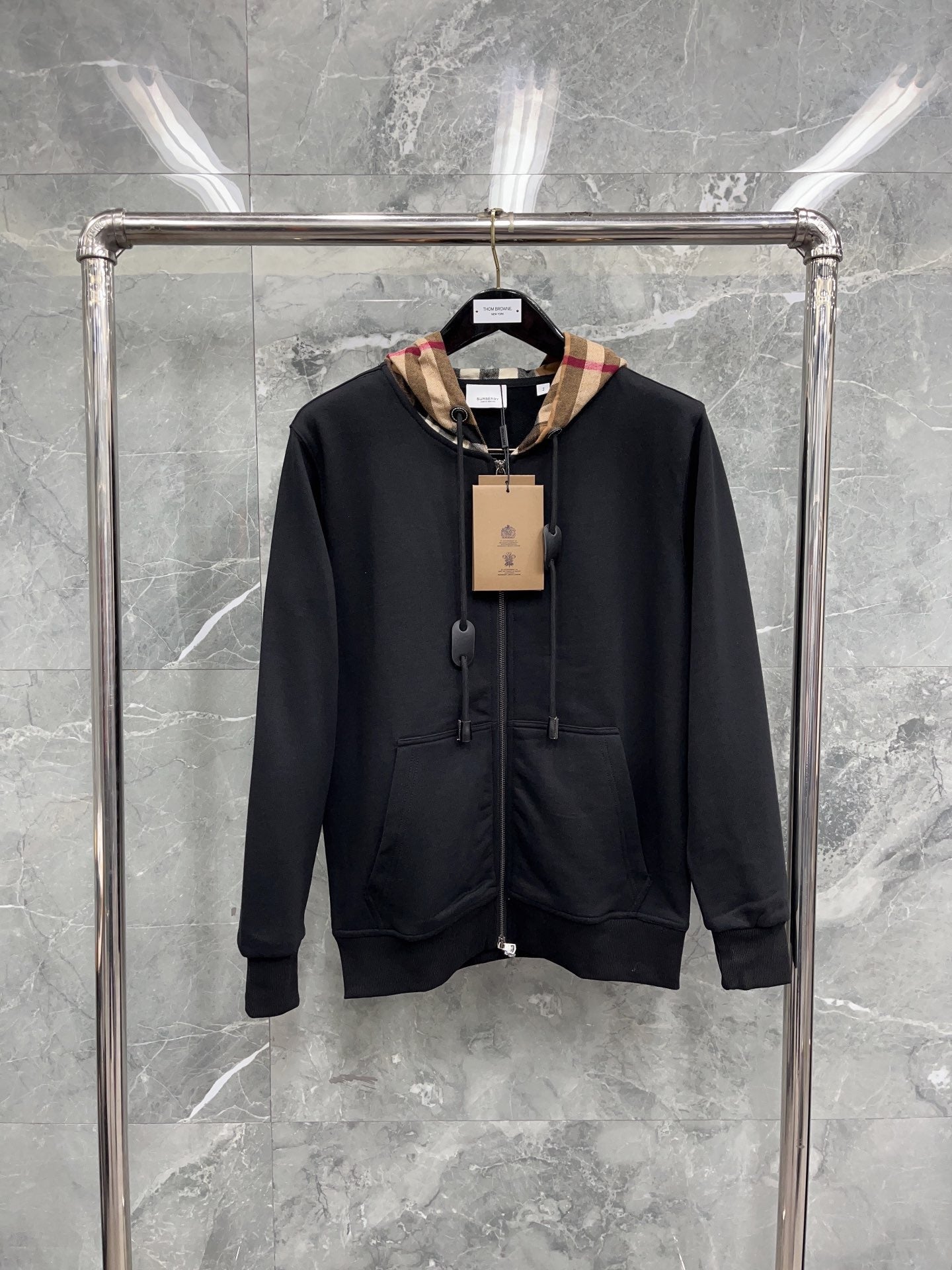 Schwarze Jacke - Größe L