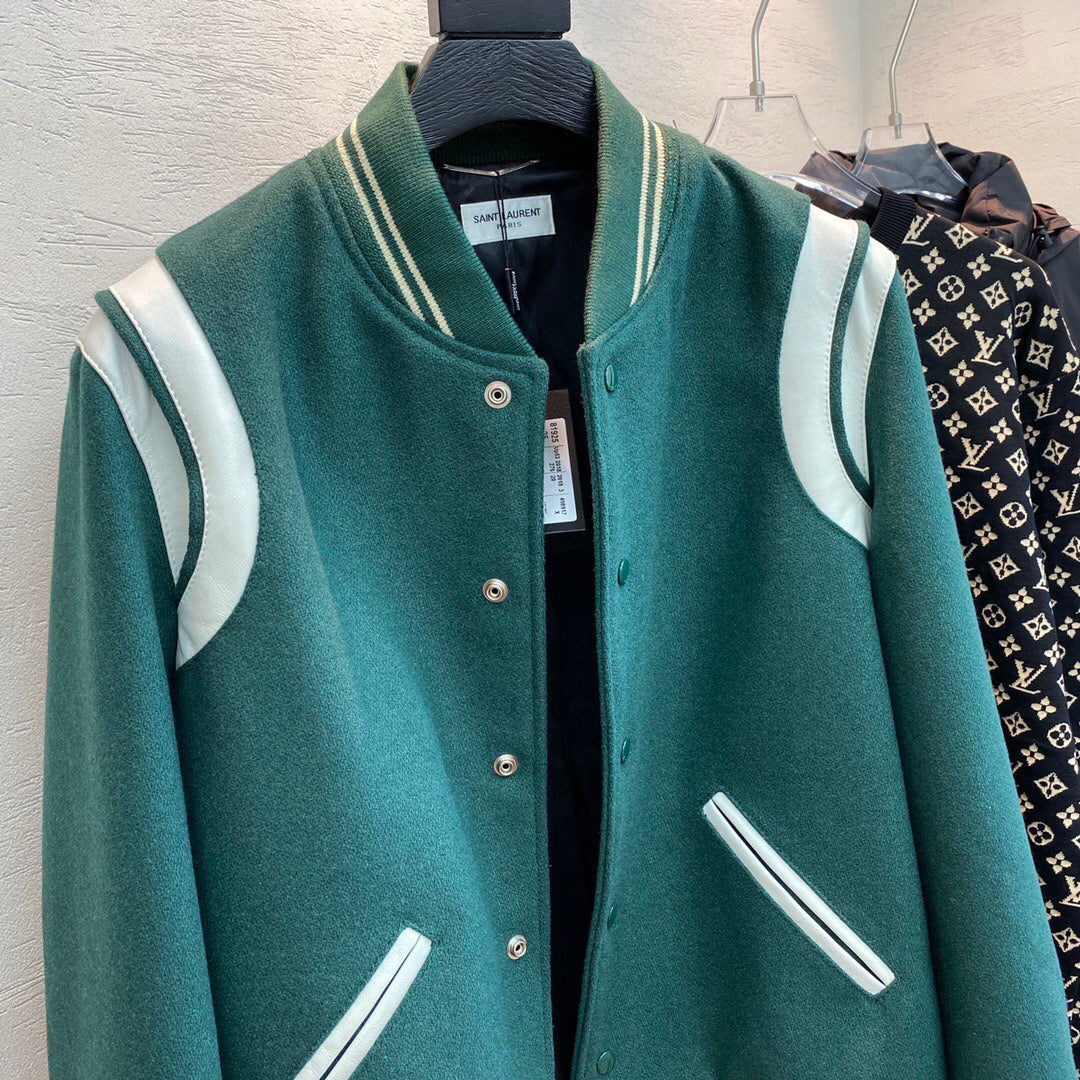 Chaqueta verde blanca