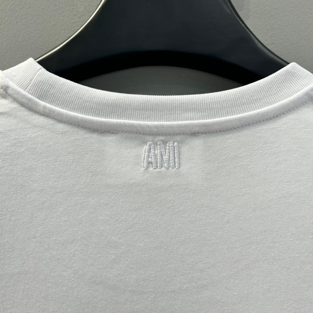 White and Black T-shirt - FashionHype.xyz