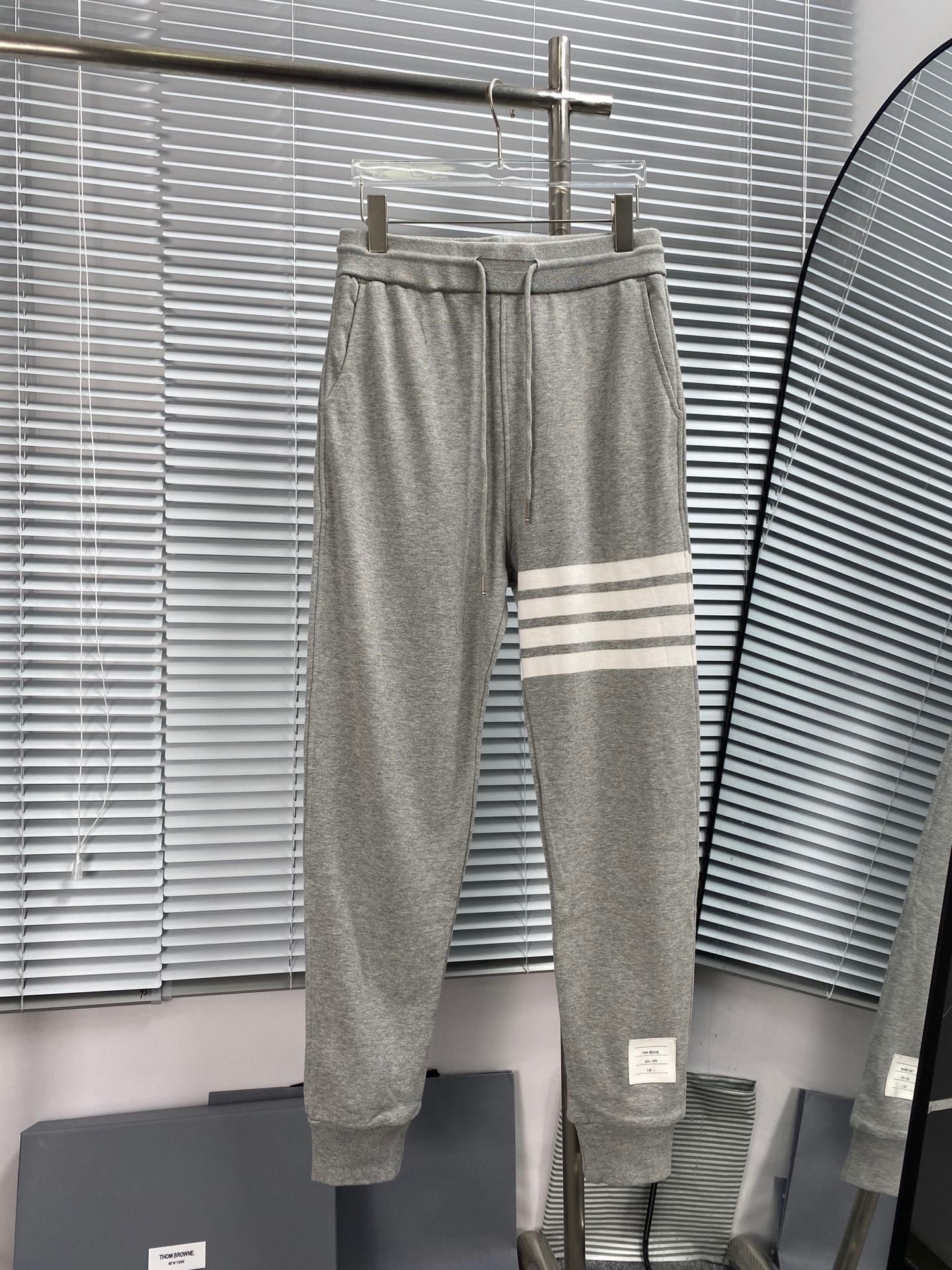 Mehrfarbige Hose