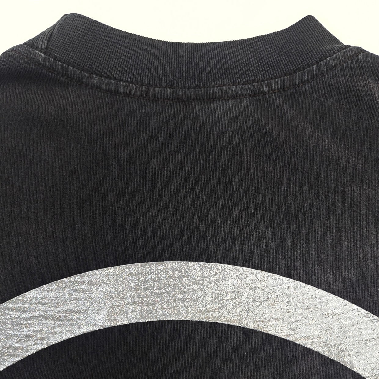 Schwarzes T-Shirt