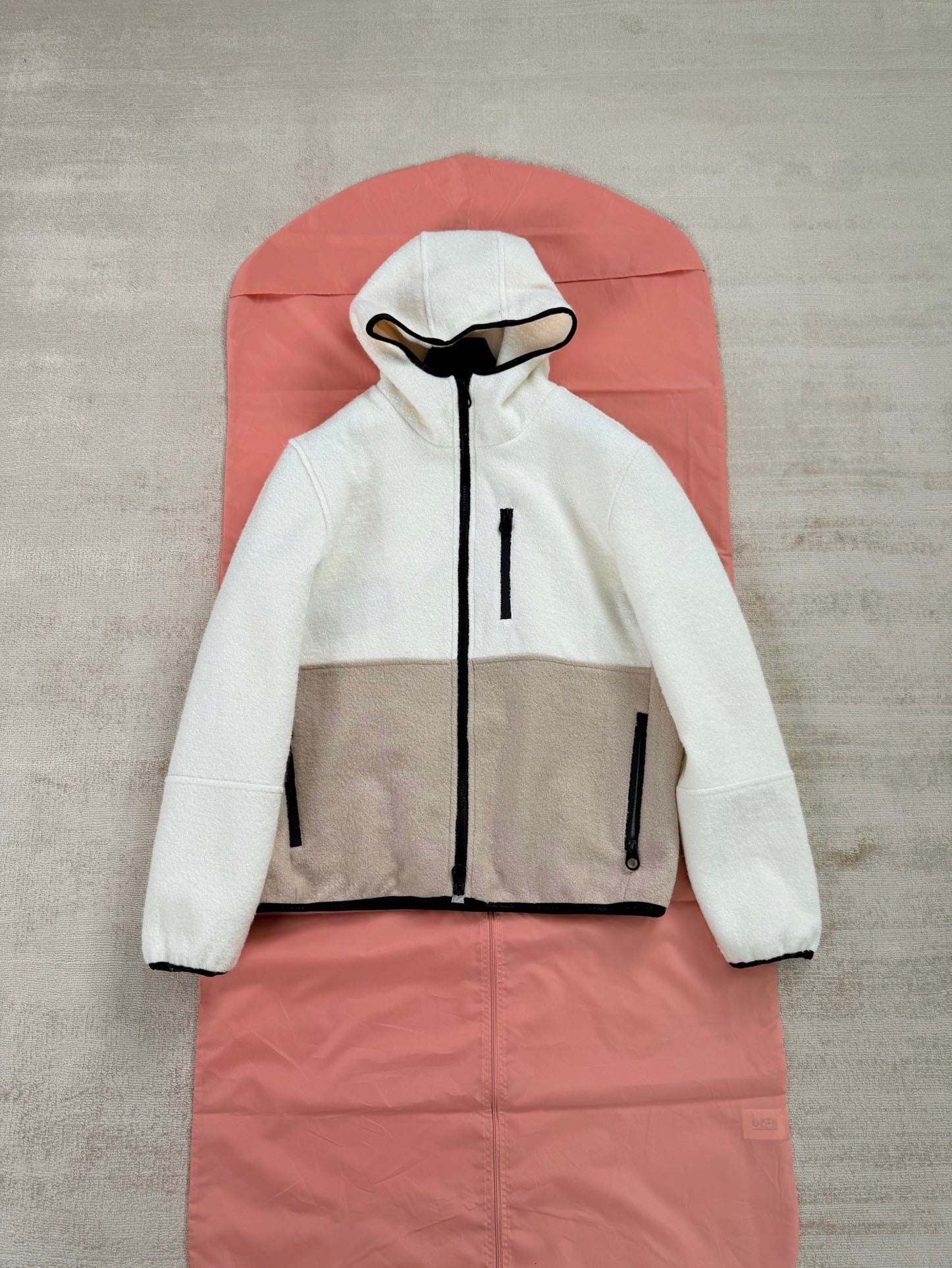 Mehrfarbige Jacke - Größe XL