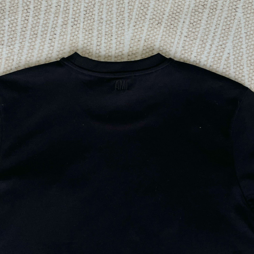 White and Black T-shirt - FashionHype.xyz