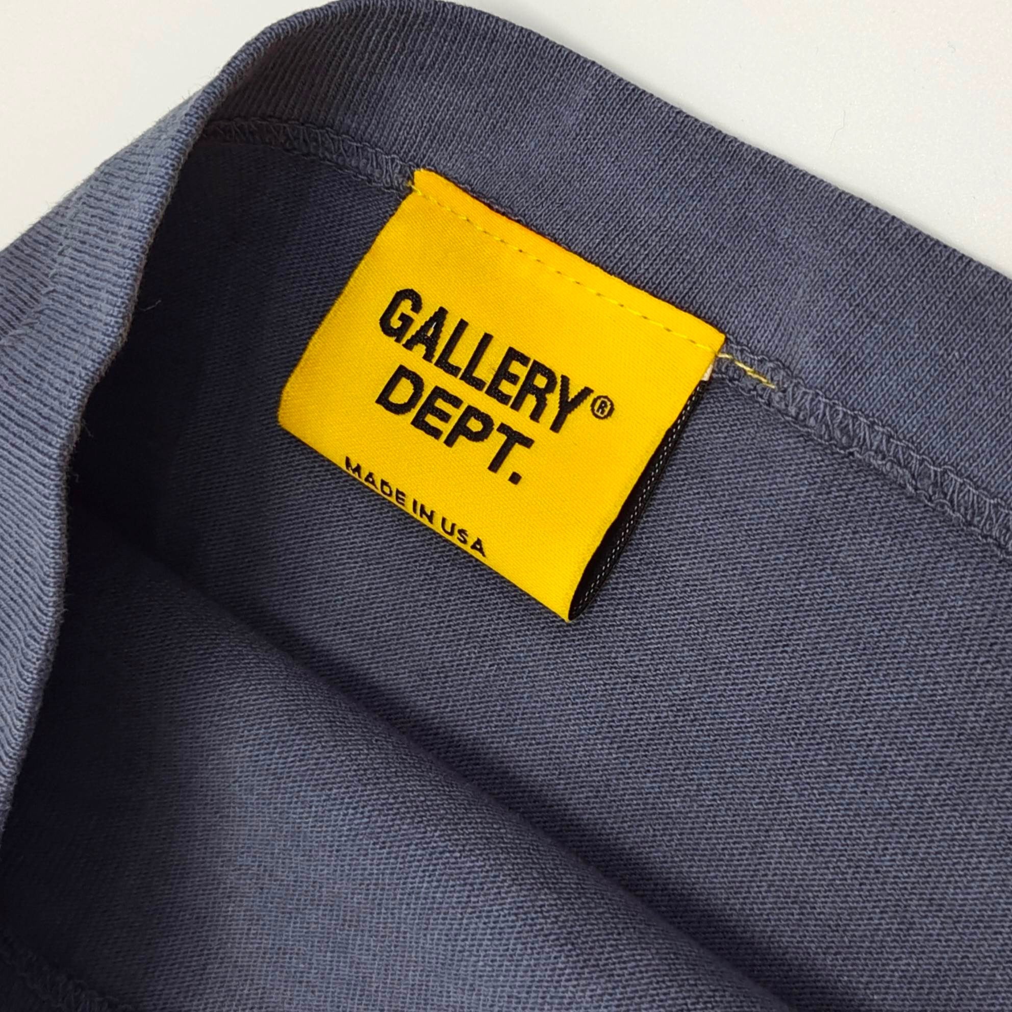 Blaues Sweatshirt