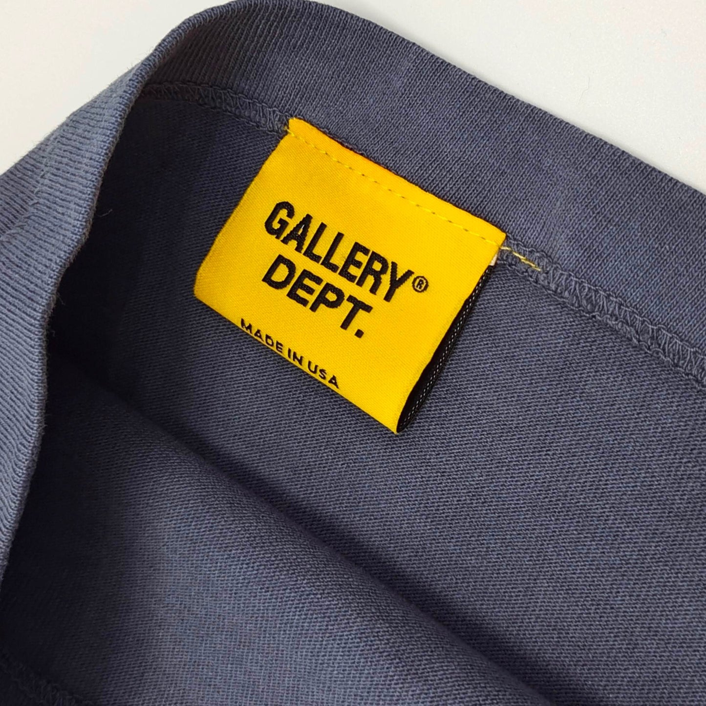 Blaues Sweatshirt