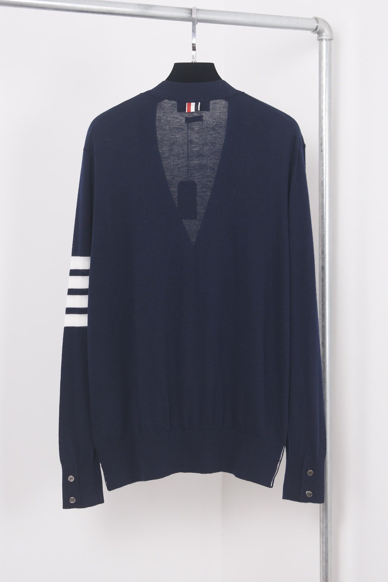 Schwarze, marineblaue, graue und dunkelgraue Jacke