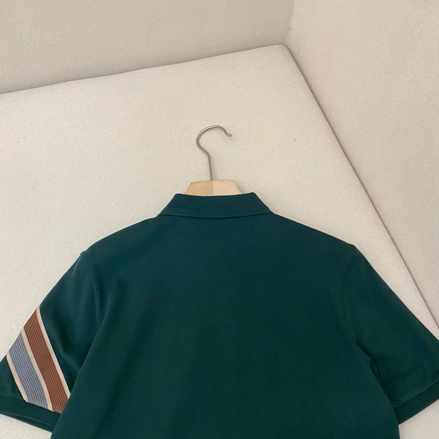 Mehrfarbiges T-Shirt