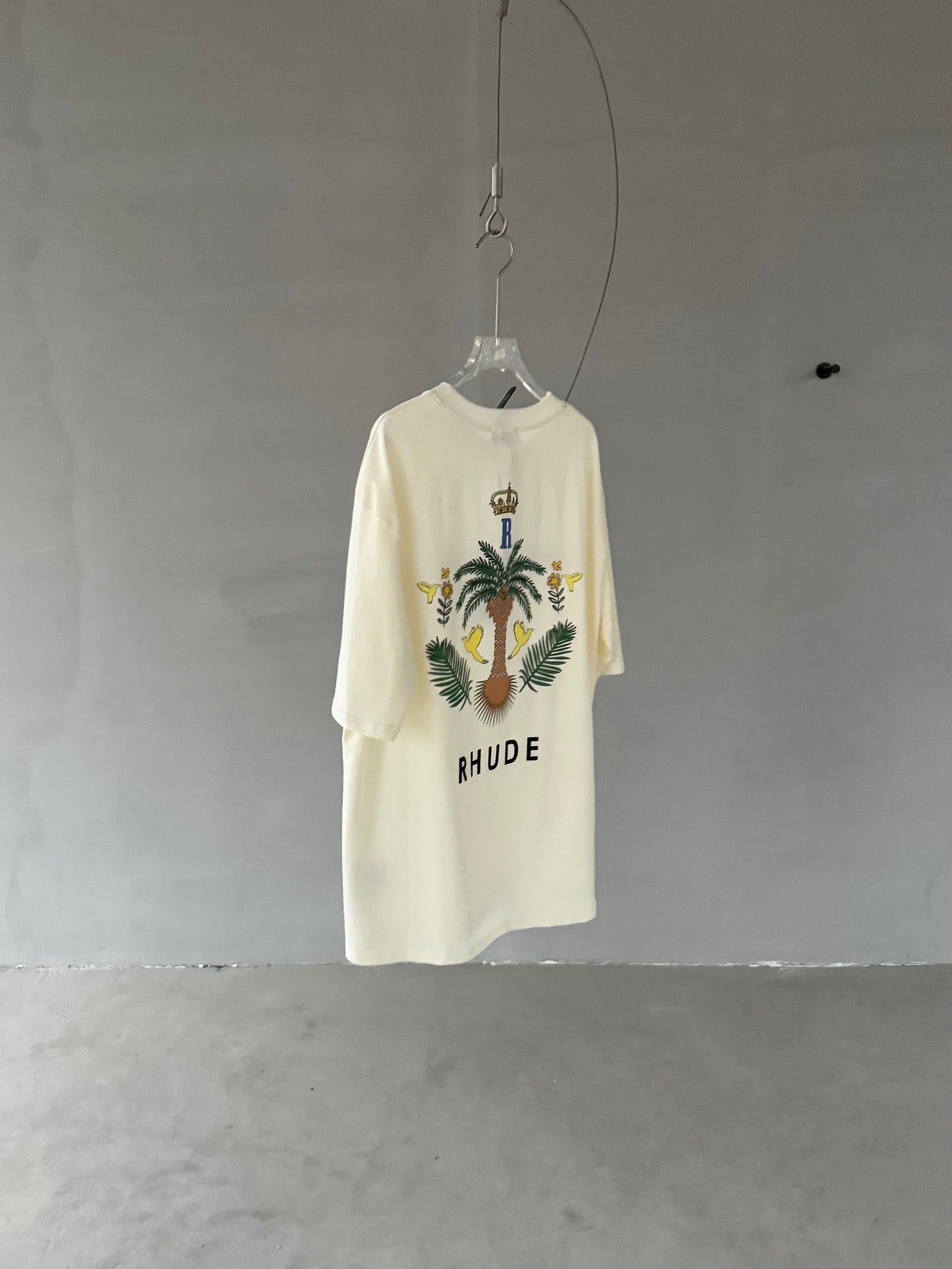 weißes T-Shirt