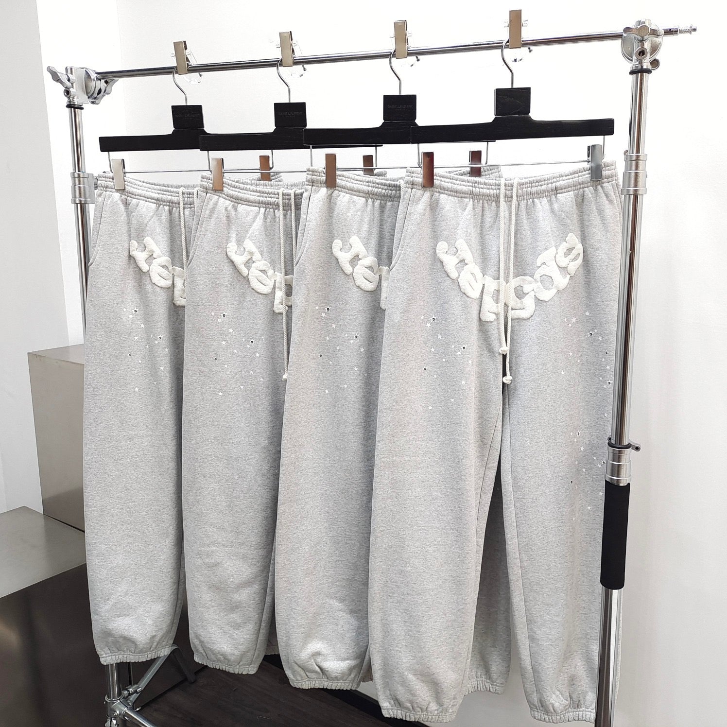 Graue Hose