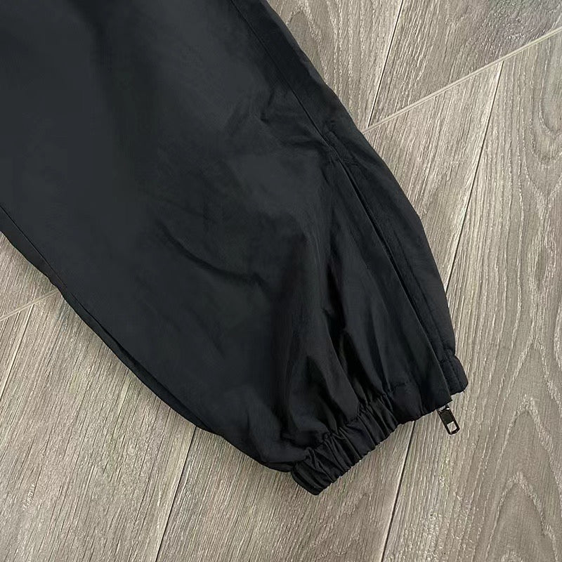 Schwarze Hosen