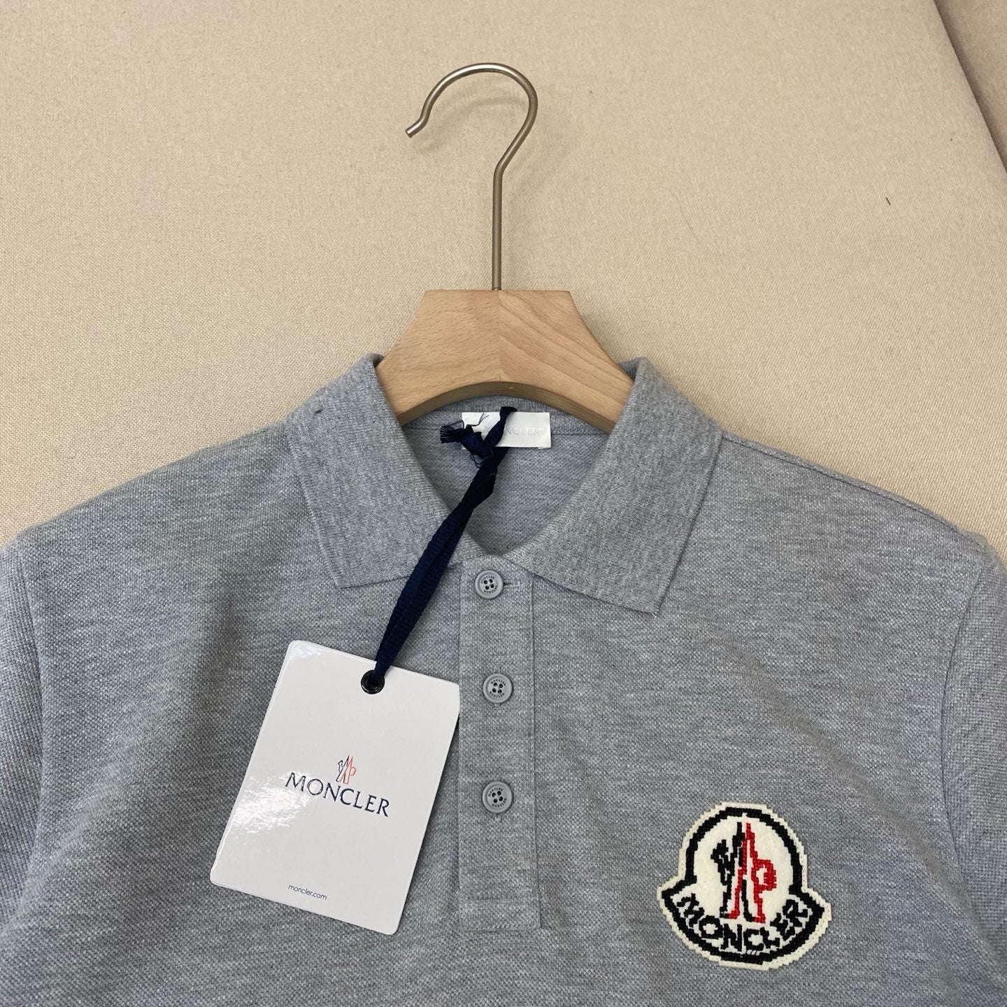 Mehrfarbiges T-Shirt