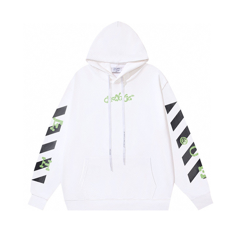Schwarz-weißer Kapuzenpullover