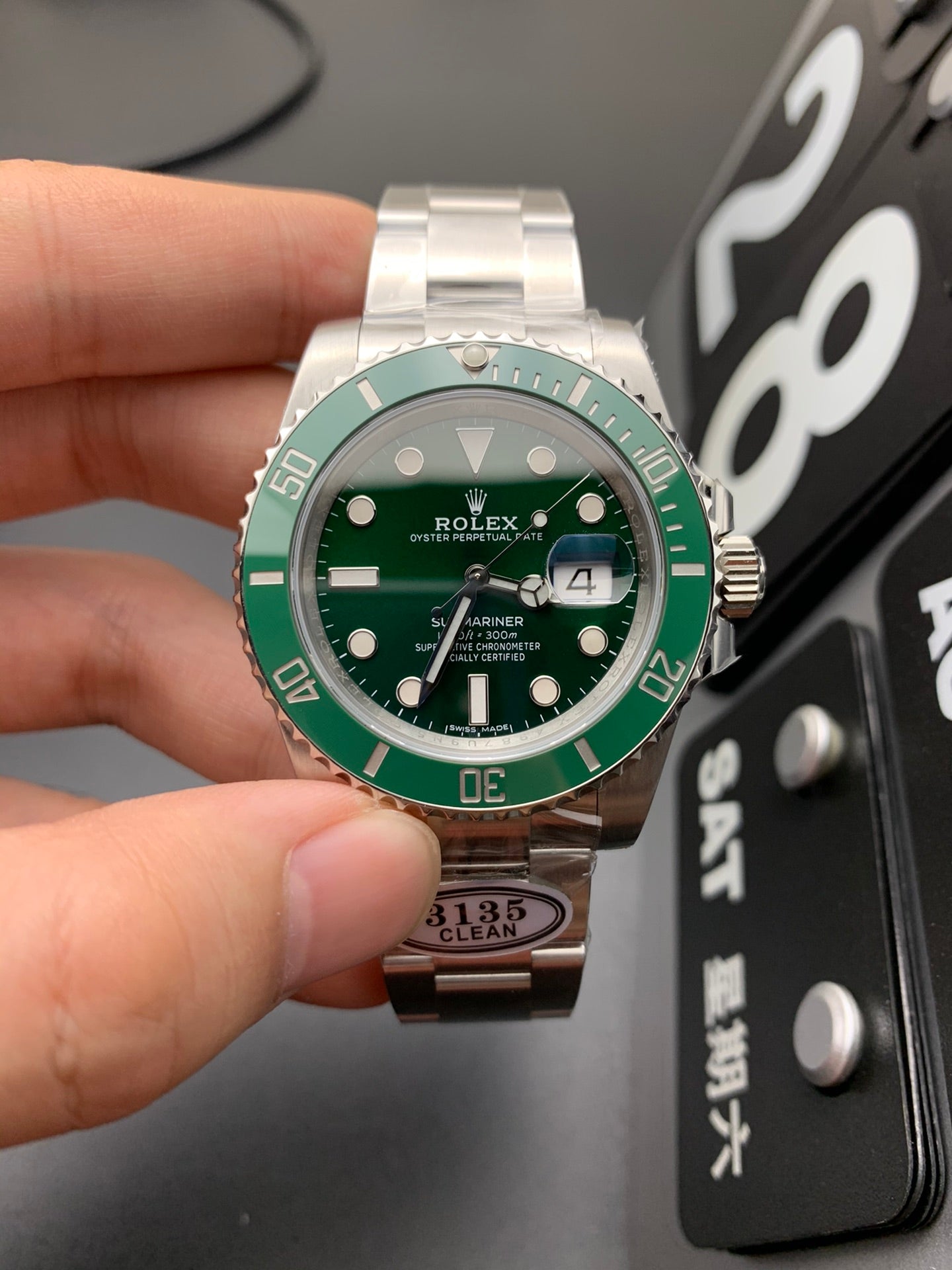 Uhr