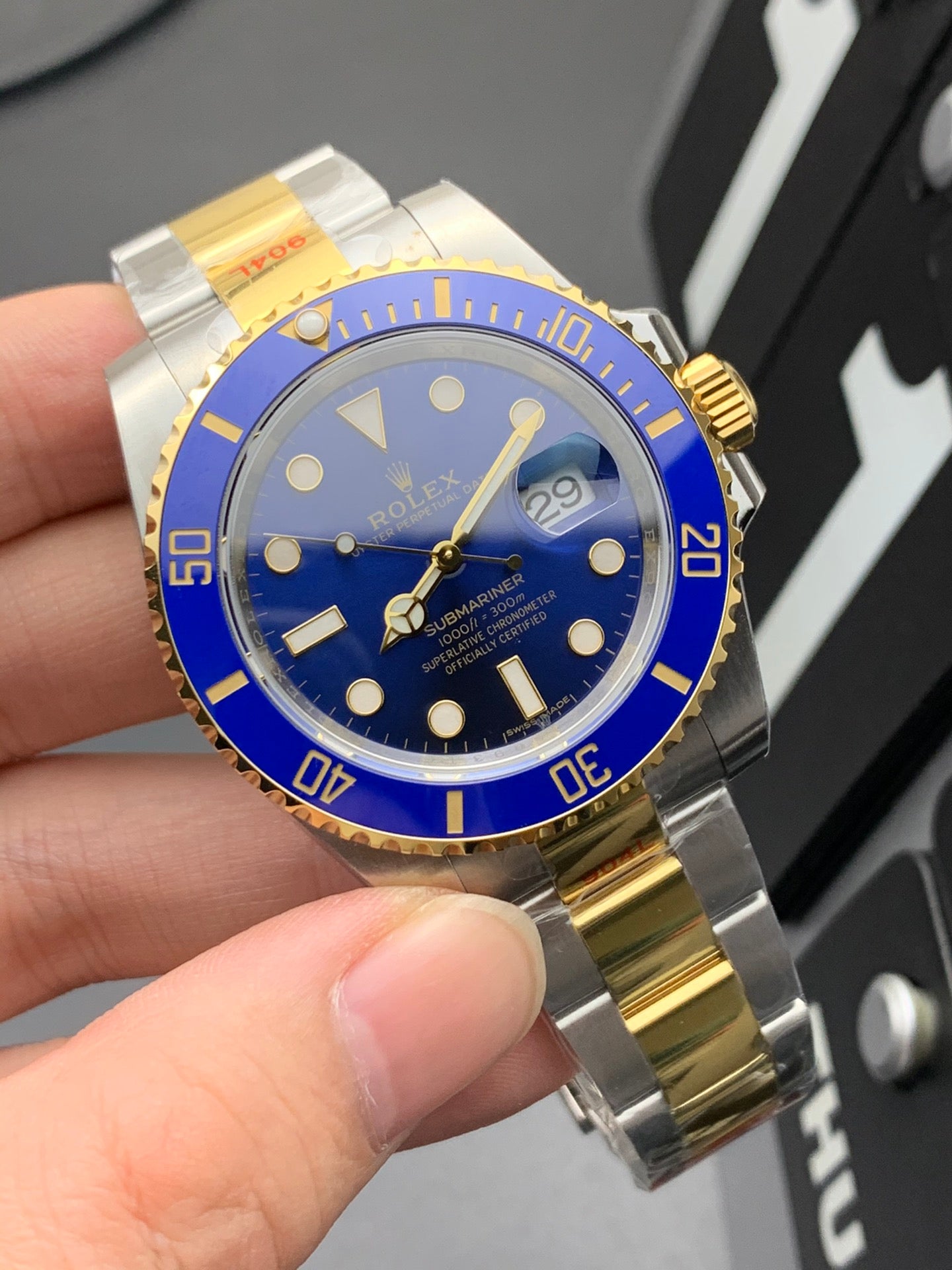 Watch - FashionHype.xyz