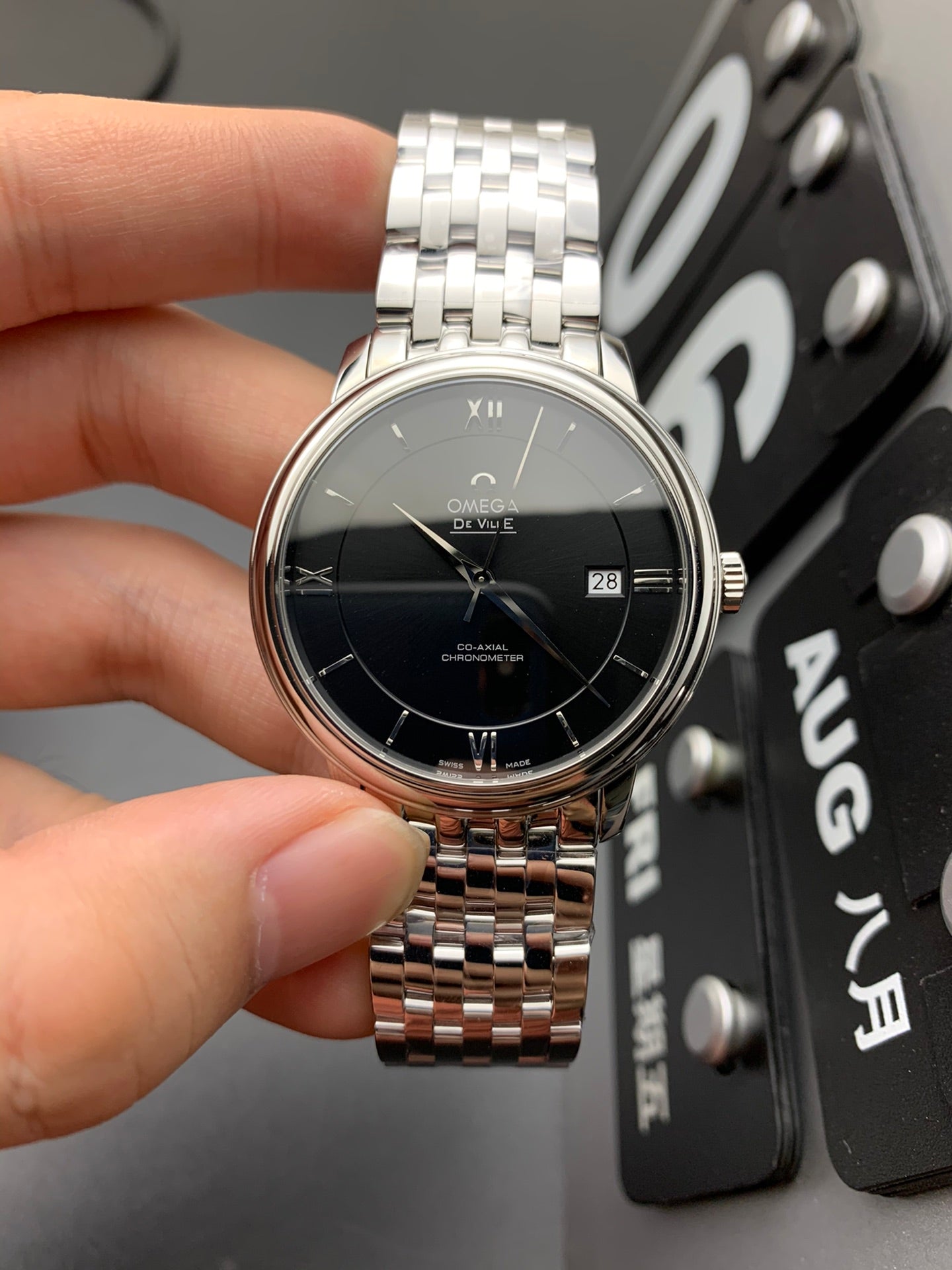 Uhr
