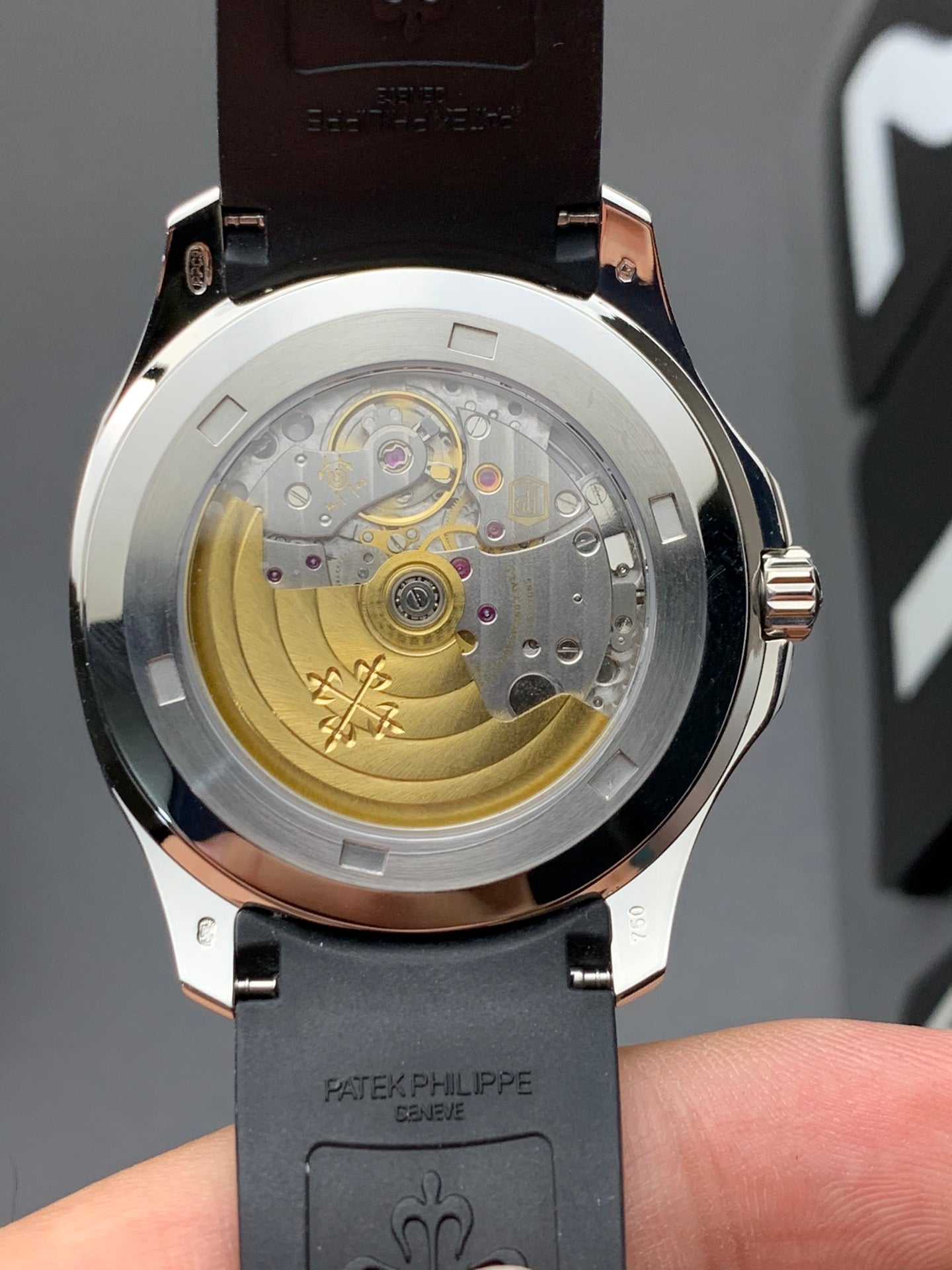 Uhr