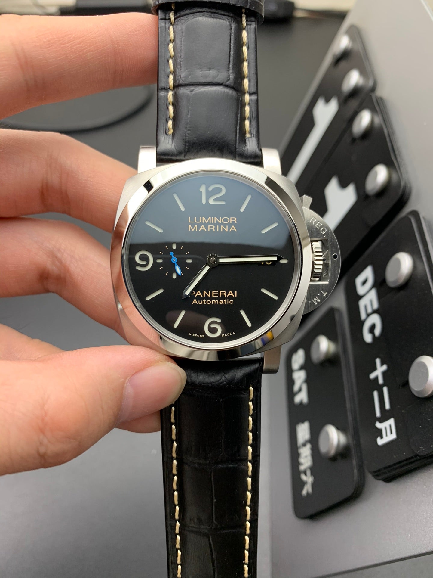 Uhr