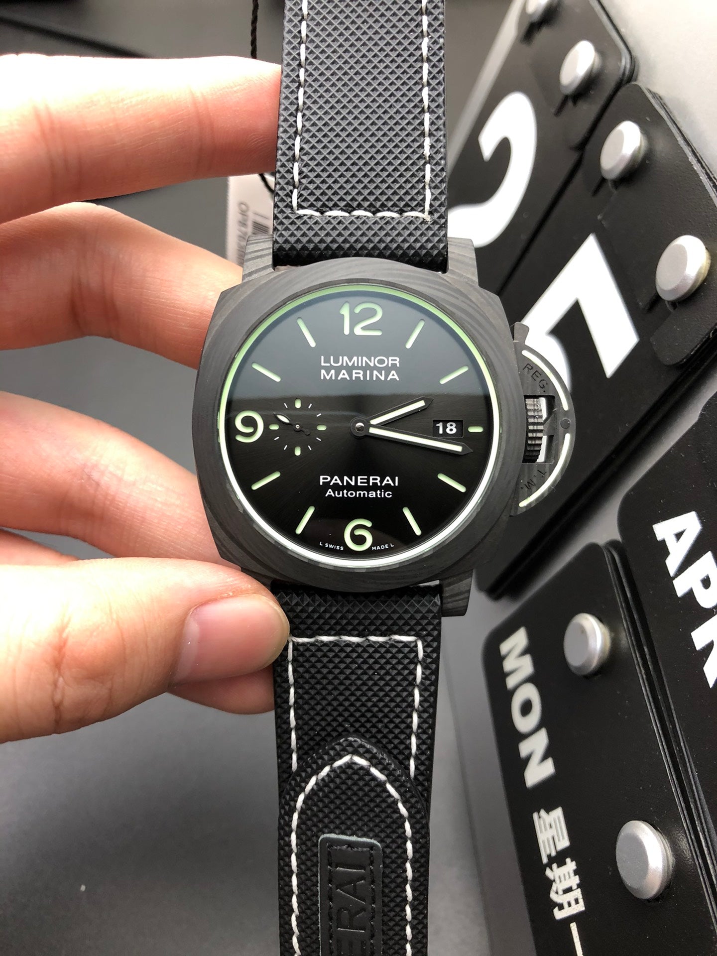 Uhr