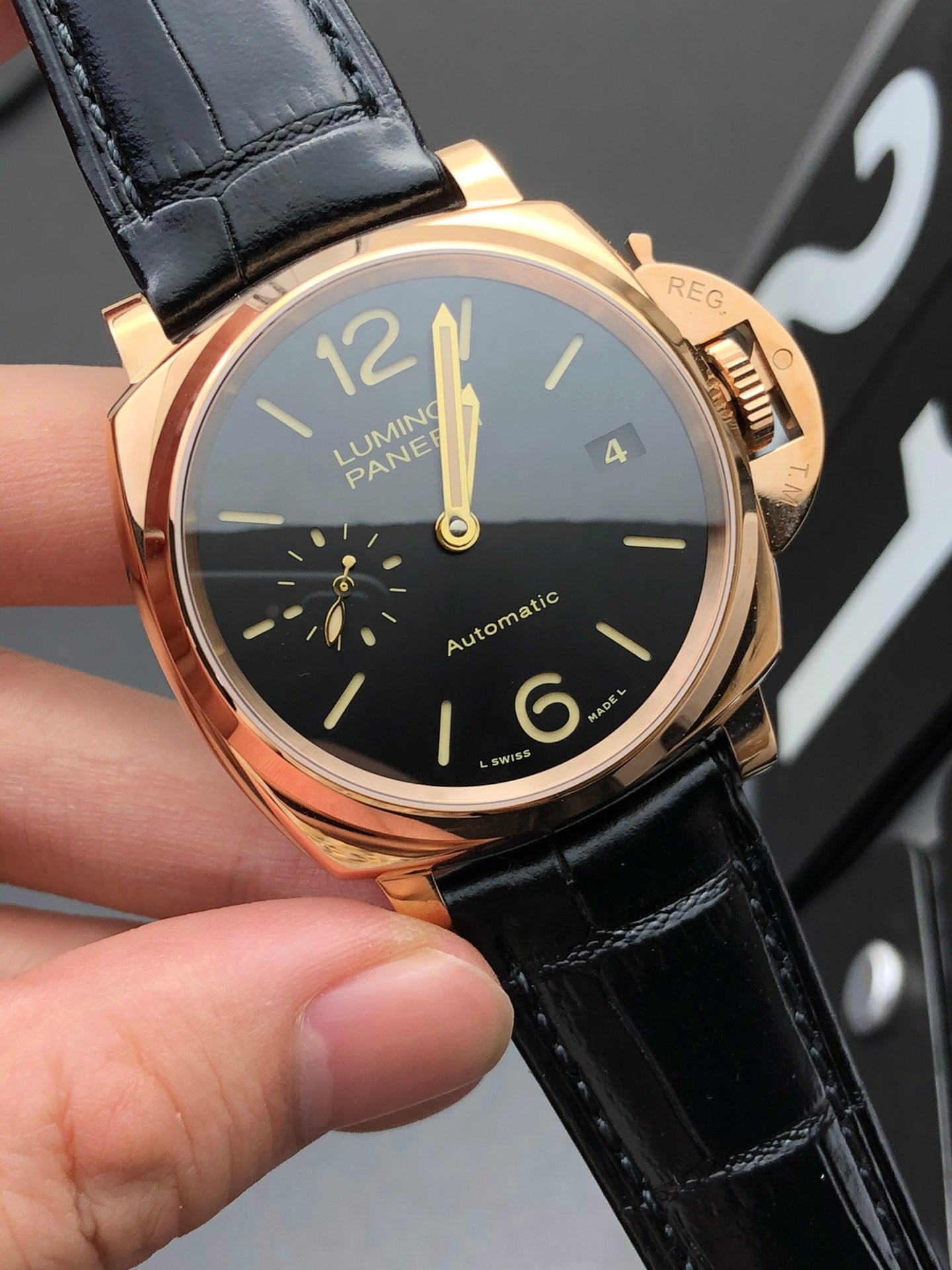 Watch - FashionHype.xyz