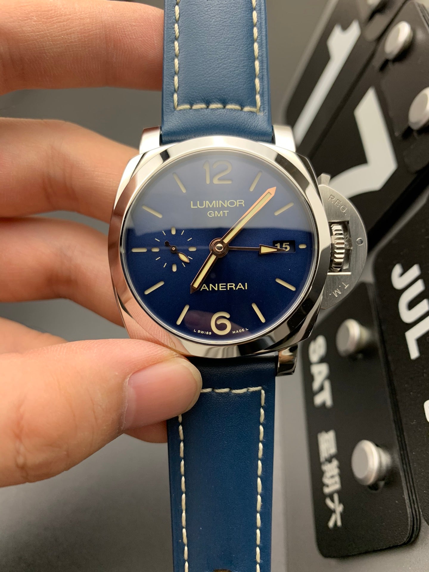 Uhr