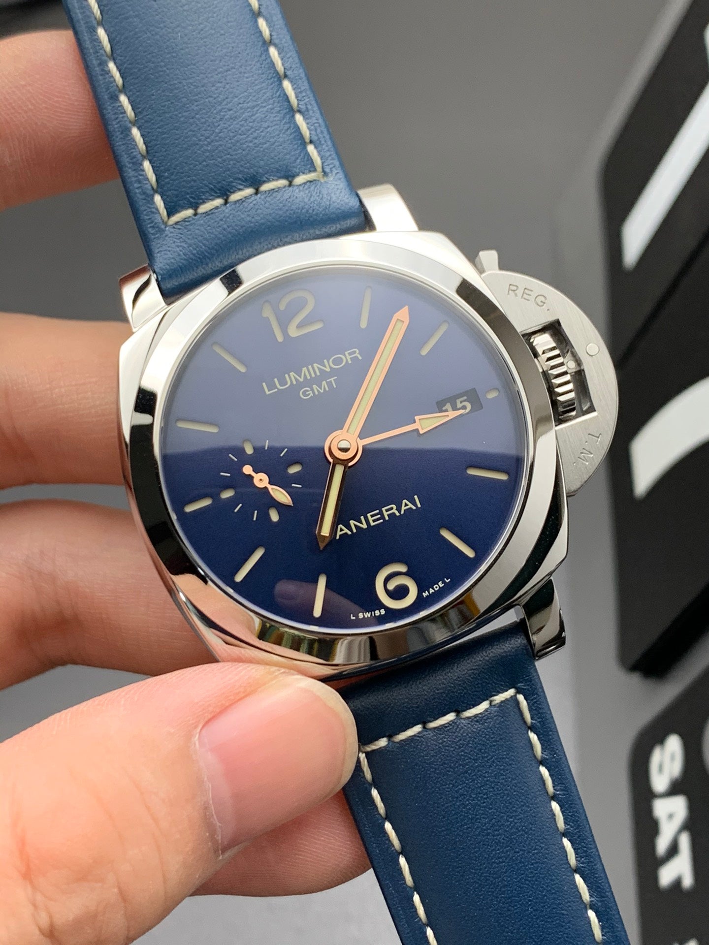 Uhr