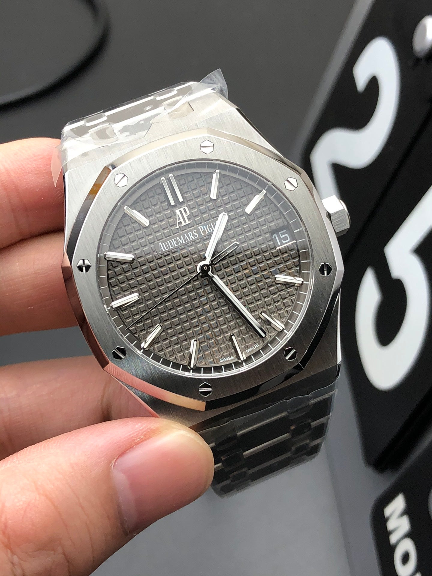 Uhr