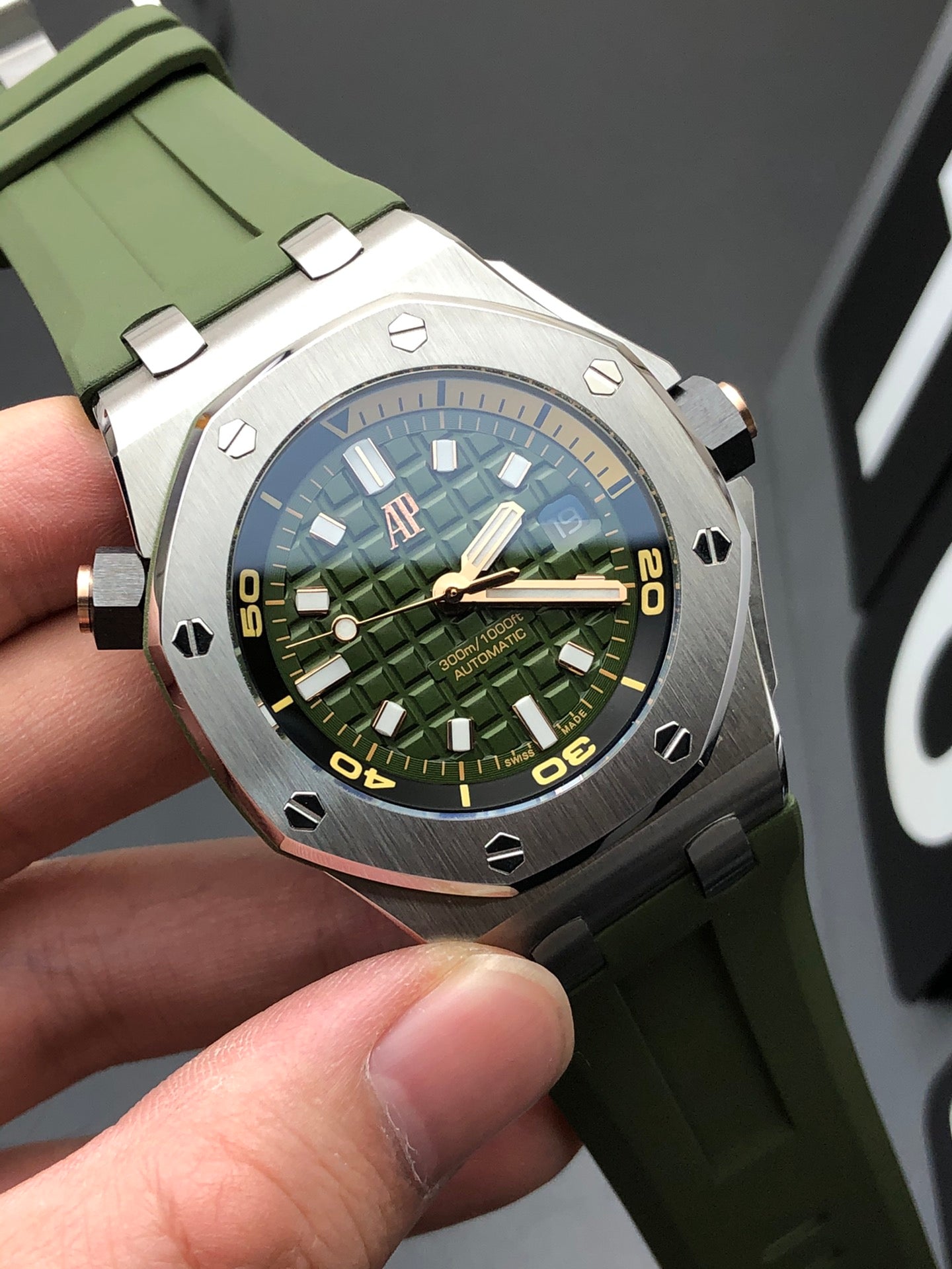 Uhr