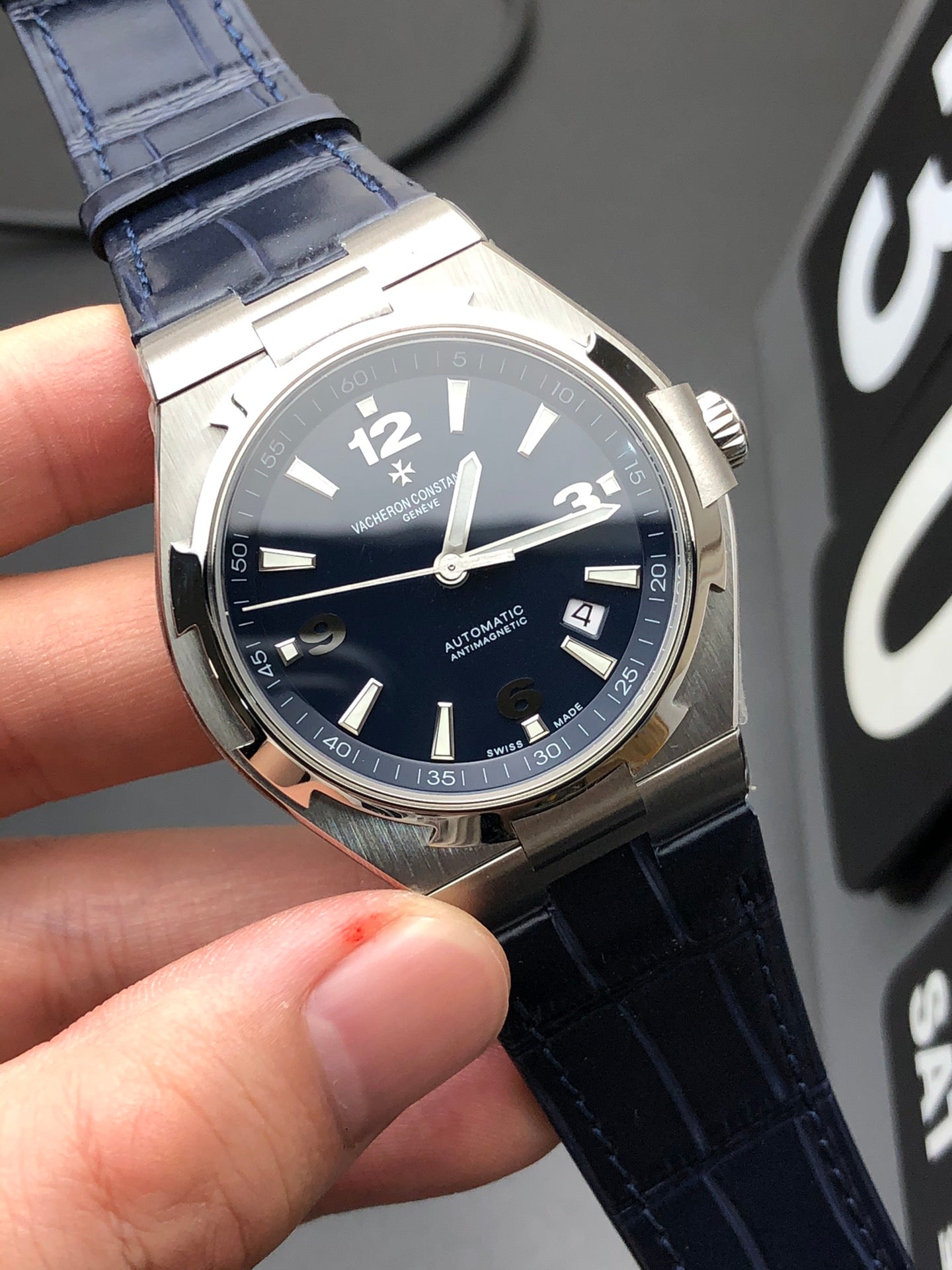 Watch - FashionHype.xyz
