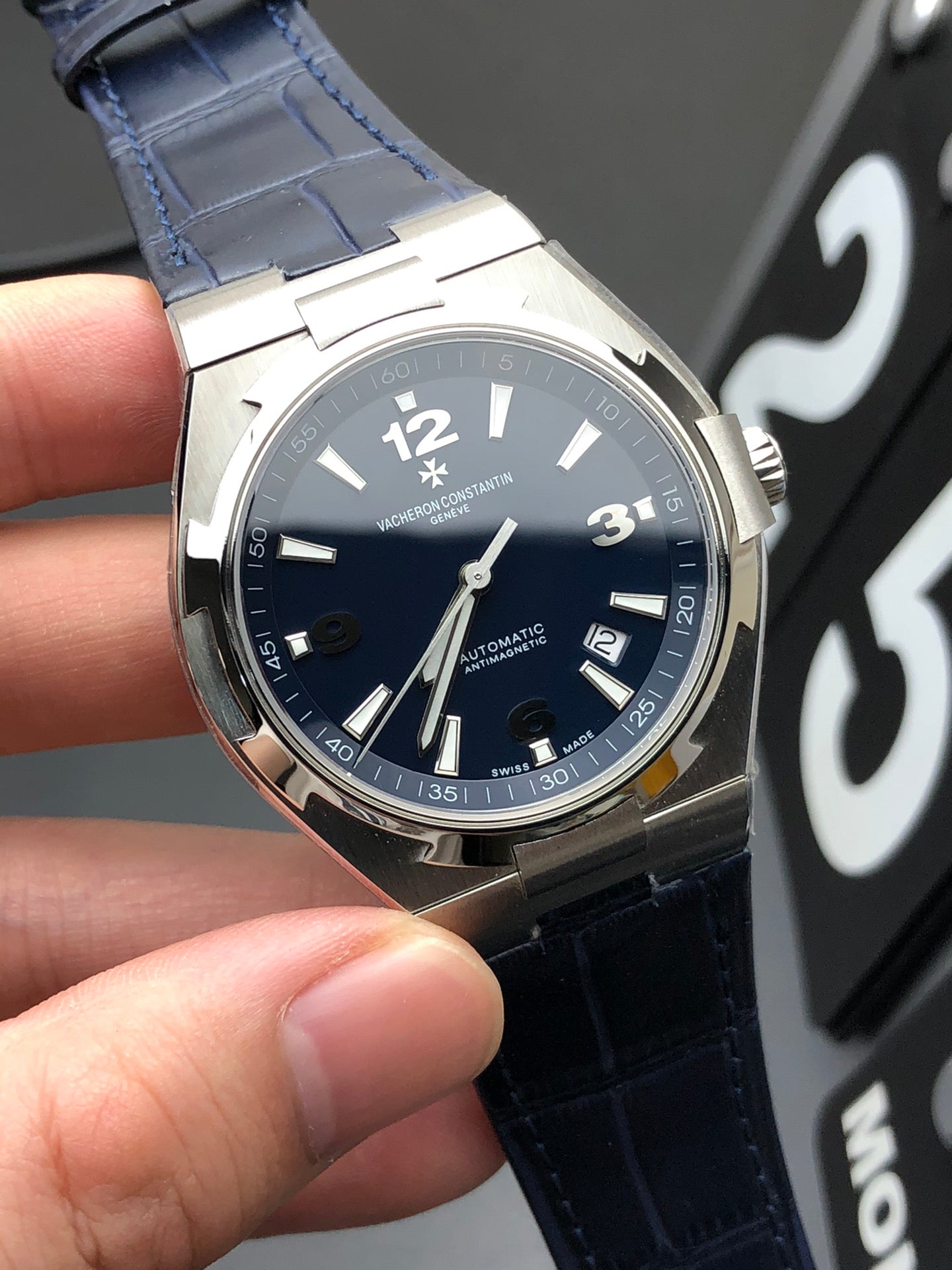 Uhr