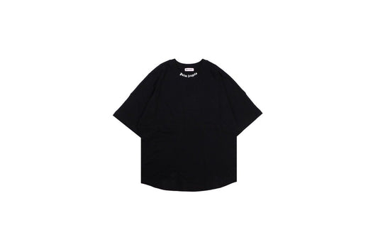 تي شيرت بأكمام قصيرة