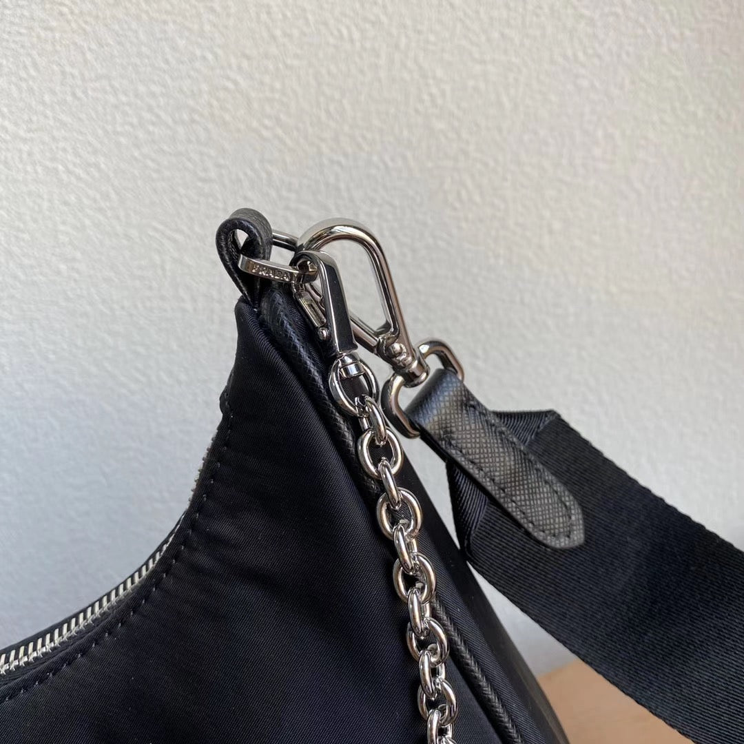 Bolso con cadena - FashionHype.xyz