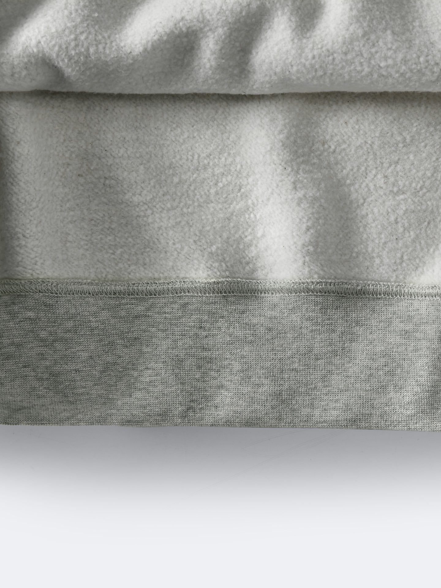 Kapuzenpullover