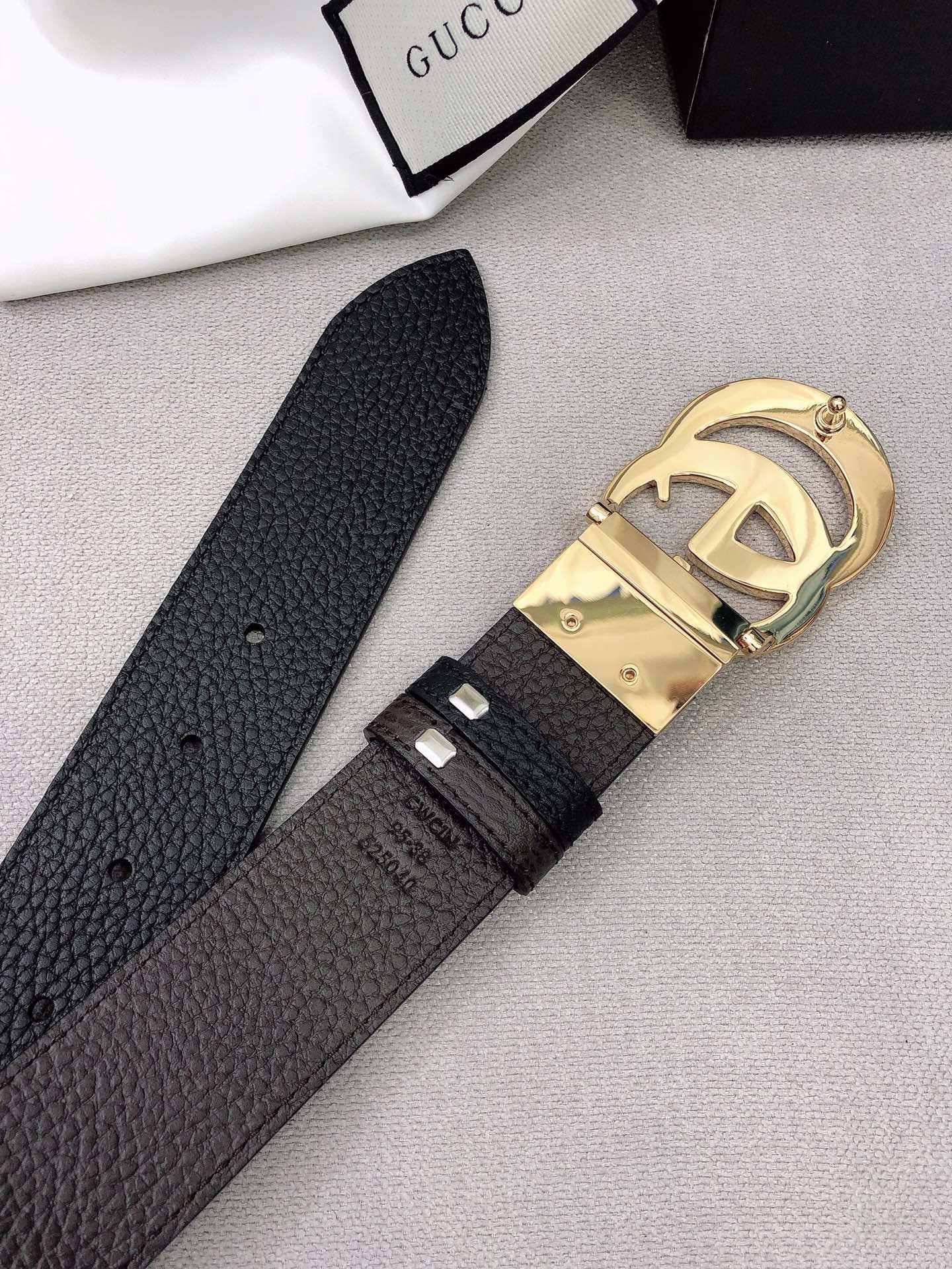 الأحزمة السوداء