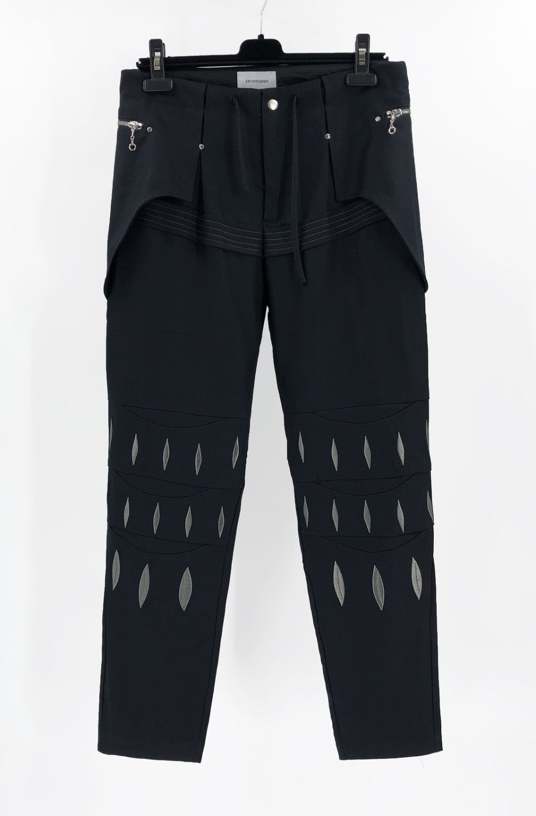 Schwarze Hosen