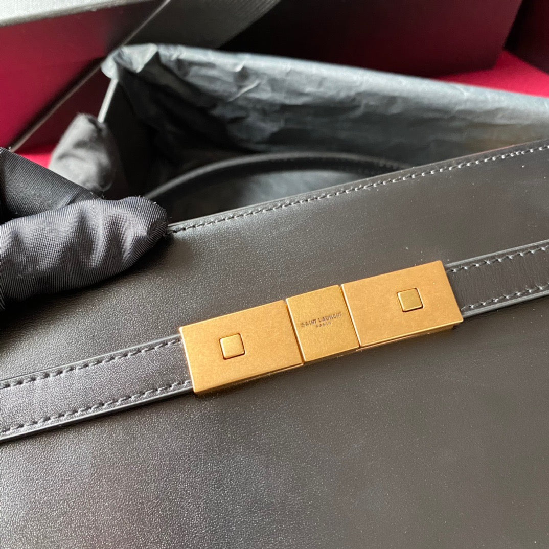 Schwarze Taschen