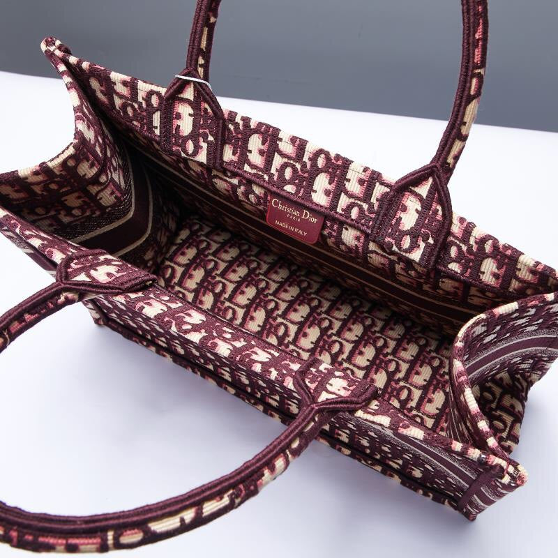 Mehrfarbige Taschen
