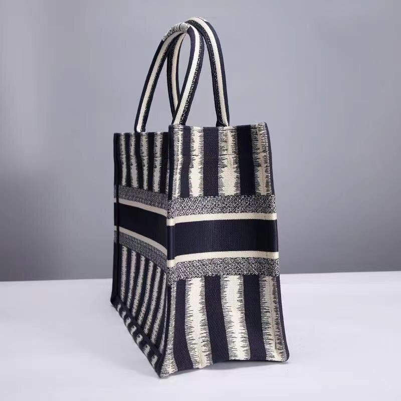 Mehrfarbige Taschen