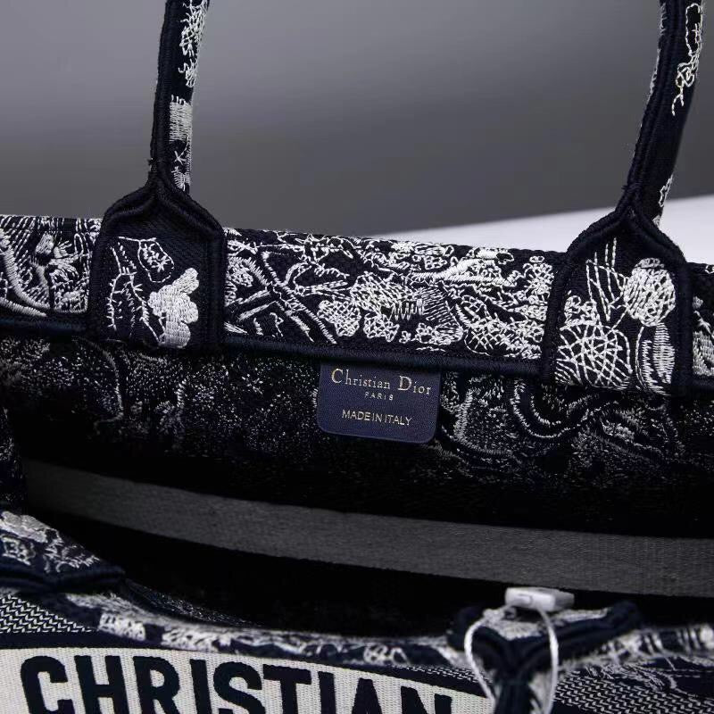 Mehrfarbige Taschen