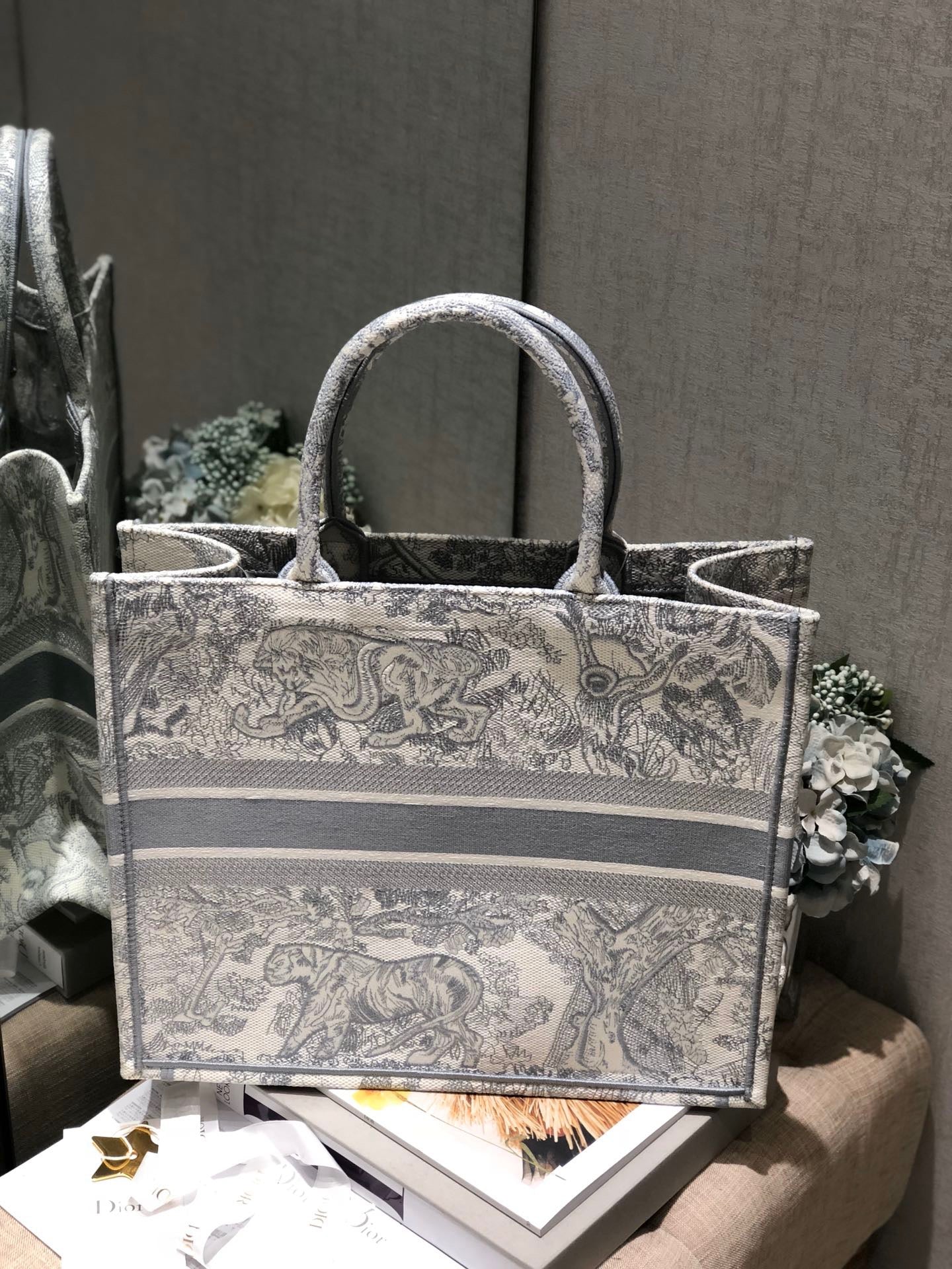 Mehrfarbige Taschen