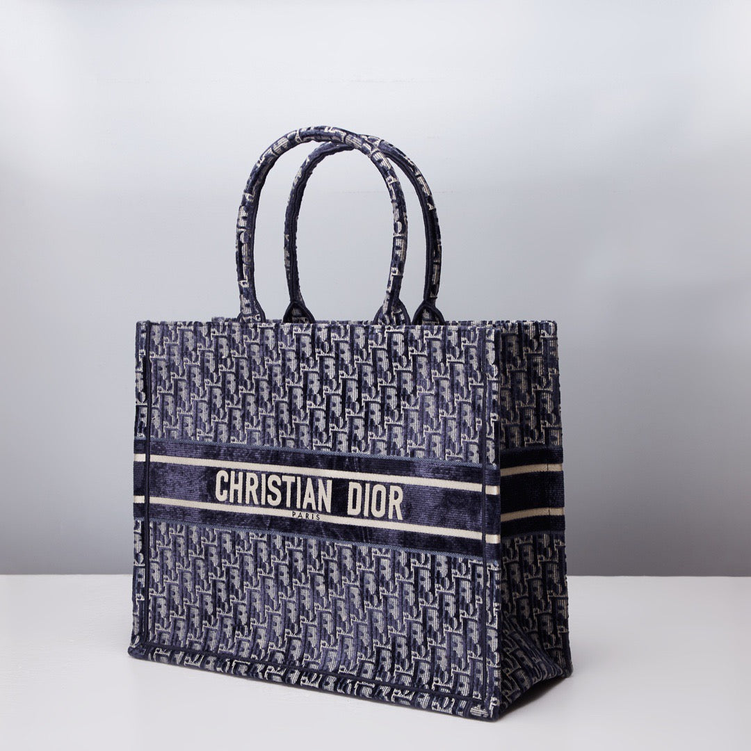 Mehrfarbige Taschen